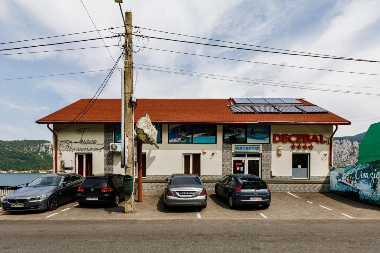 Pensiunea Decebal - Cazanele Dunarii Dubova Exterior foto
